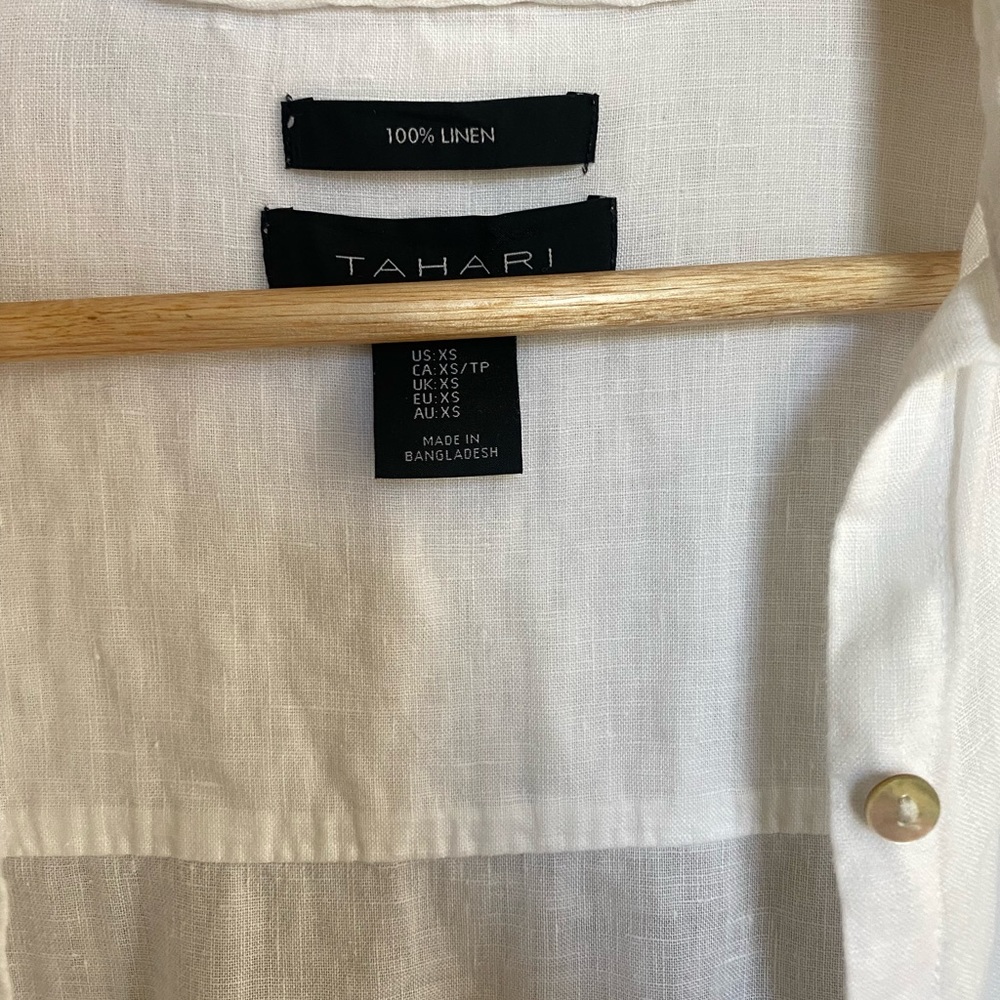 TAHARI linen white shirt